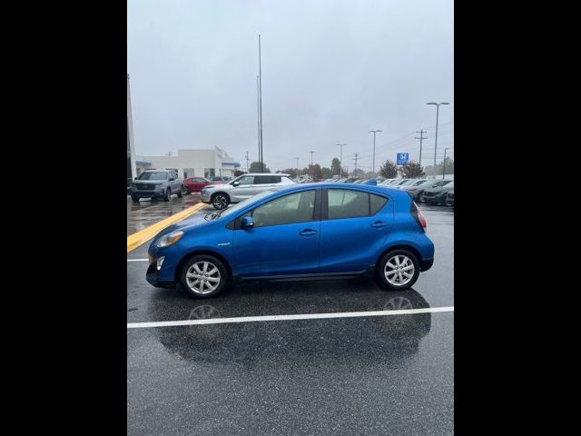 2017 Toyota Prius c Four