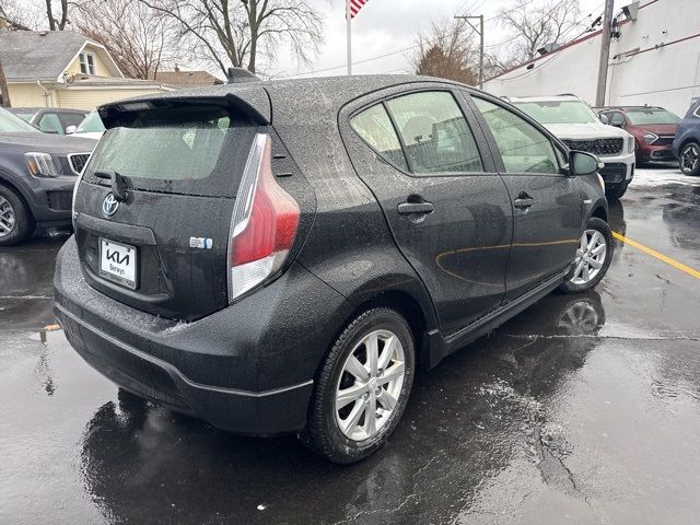 2017 Toyota Prius c Two