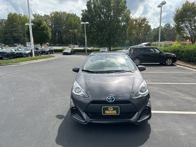 2017 Toyota Prius c Two