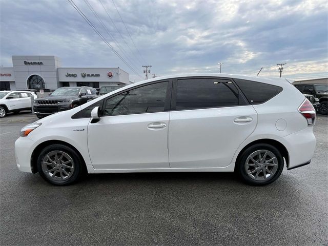 2017 Toyota Prius v Three