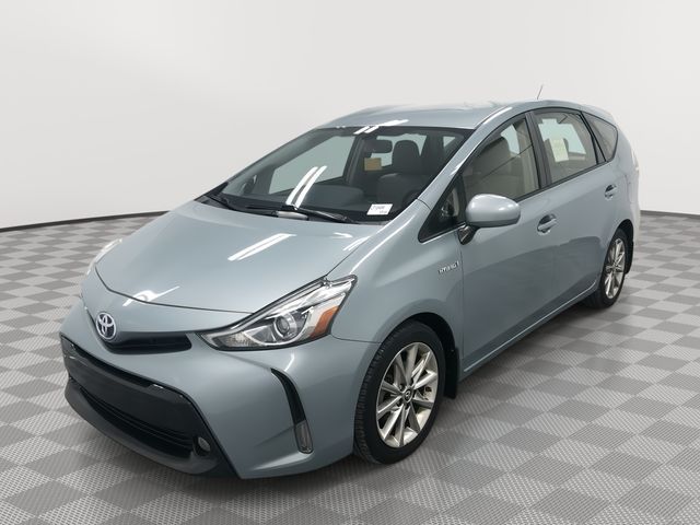 2017 Toyota Prius v Five