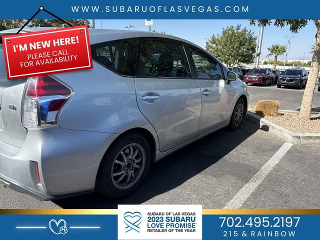 2017 Toyota Prius v Five