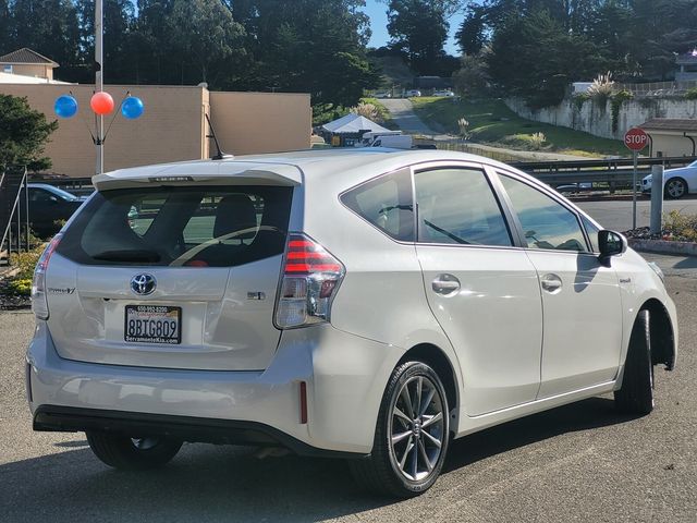 2017 Toyota Prius v 