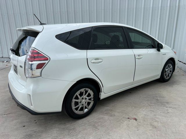 2017 Toyota Prius v 