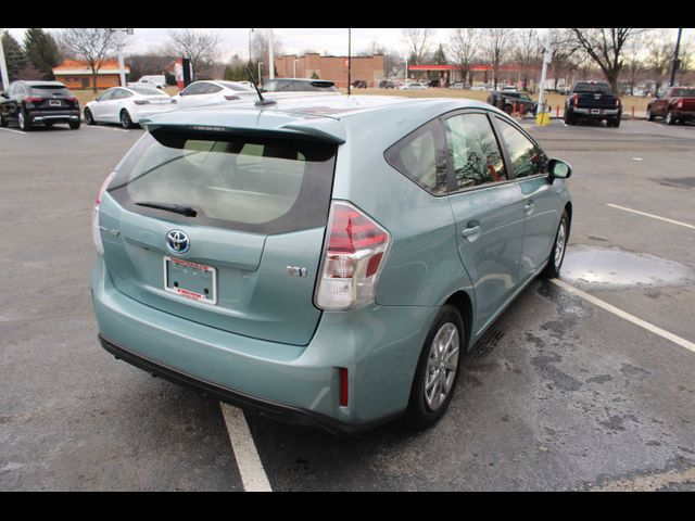 2017 Toyota Prius v Four