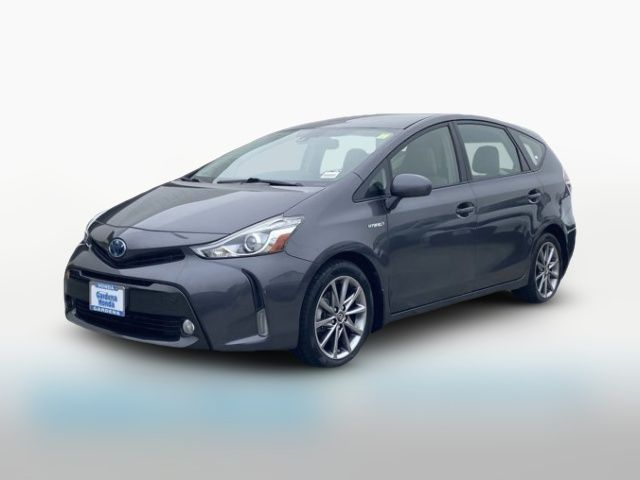 2017 Toyota Prius v Five