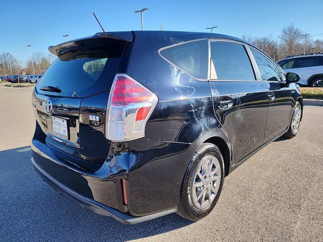 2017 Toyota Prius v Four