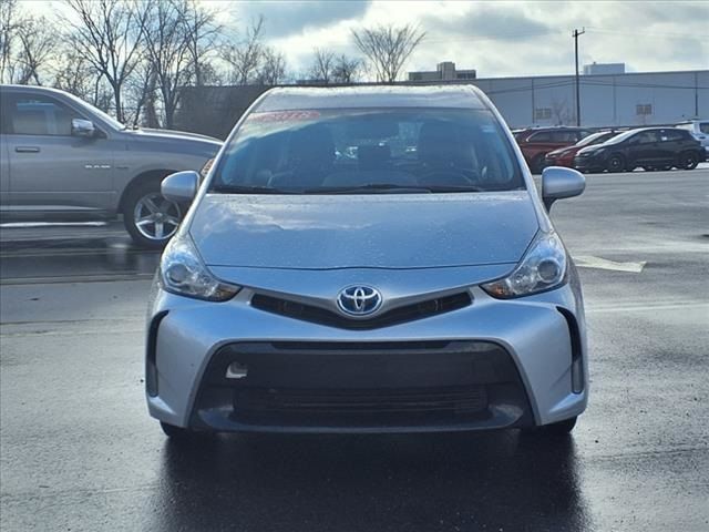 2017 Toyota Prius v Four