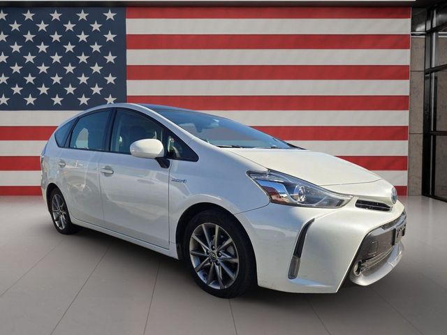 2017 Toyota Prius v Four