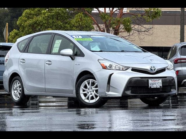 2017 Toyota Prius v Four