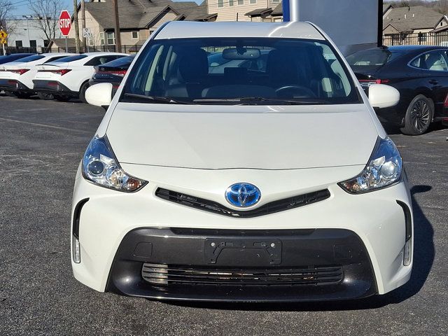 2017 Toyota Prius v Three