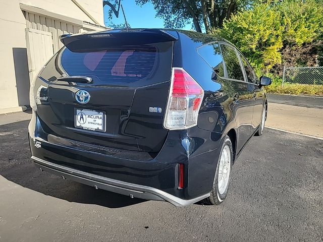 2017 Toyota Prius v Three