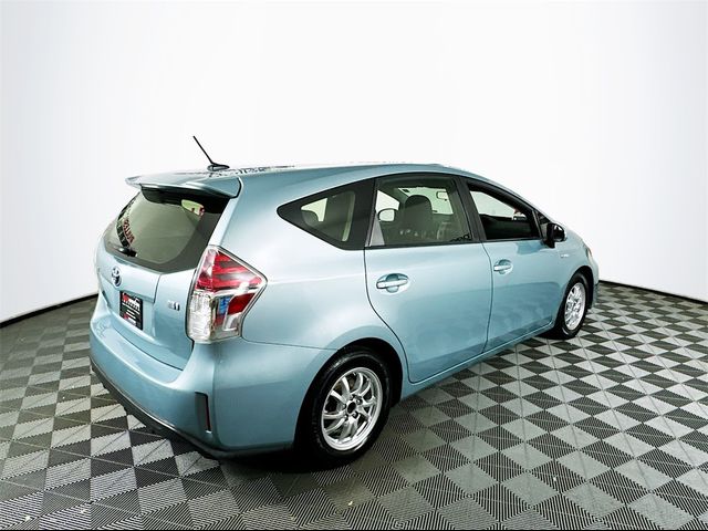 2017 Toyota Prius v Three