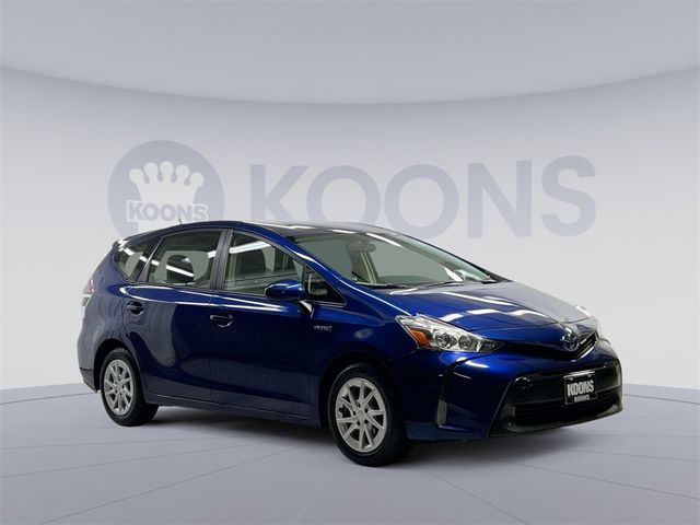 2017 Toyota Prius v Two