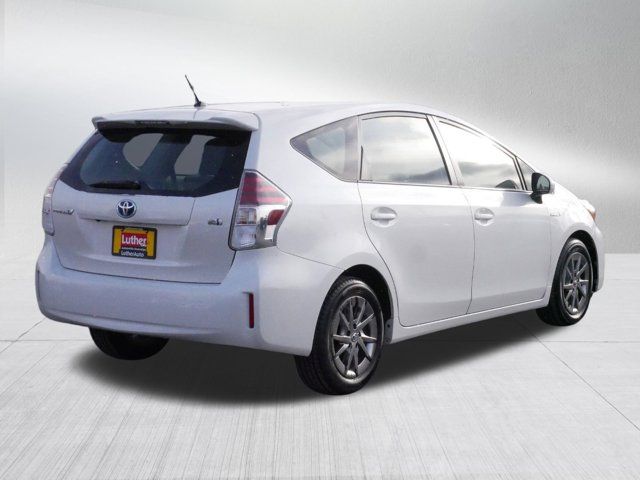 2017 Toyota Prius v Two