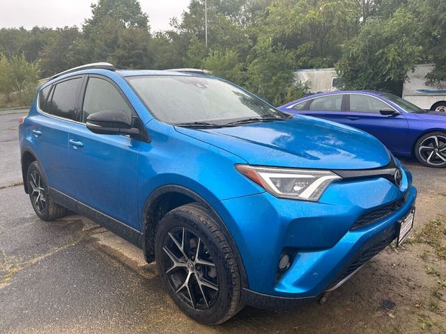 2017 Toyota RAV4 SE