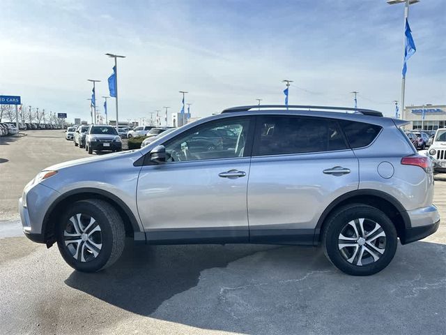 2017 Toyota RAV4 LE