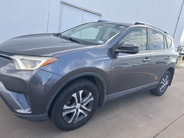 2017 Toyota RAV4 LE