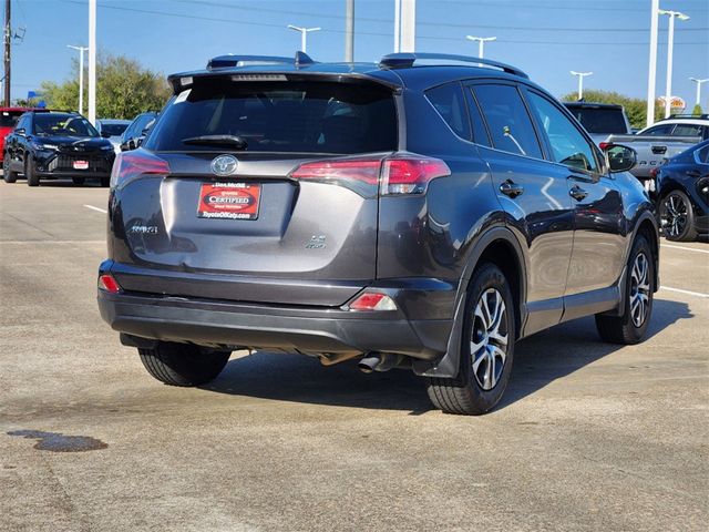 2017 Toyota RAV4 LE