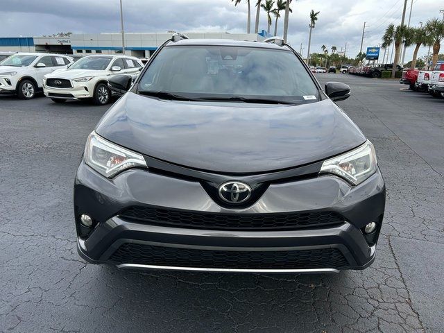 2017 Toyota RAV4 SE