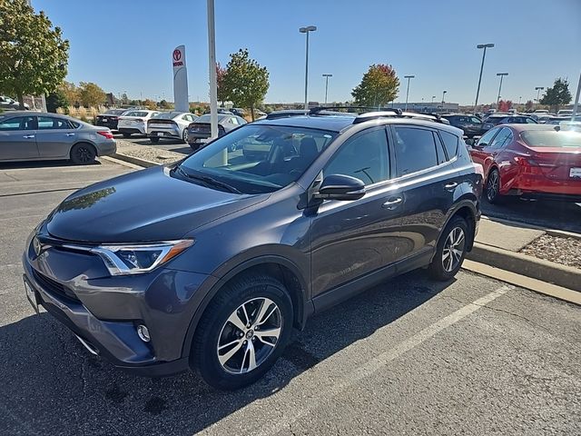 2017 Toyota RAV4 XLE