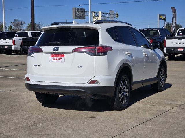 2017 Toyota RAV4 LE