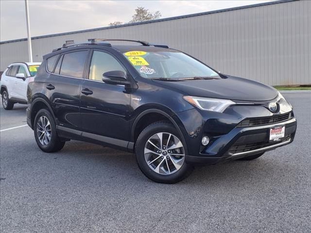 2017 Toyota RAV4 Hybrid XLE