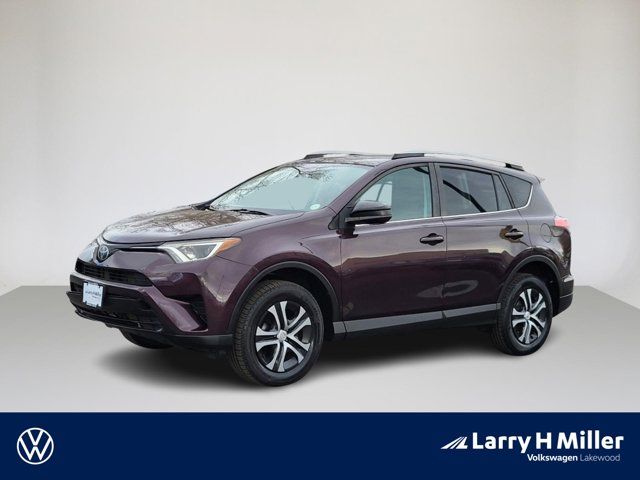 2017 Toyota RAV4 LE