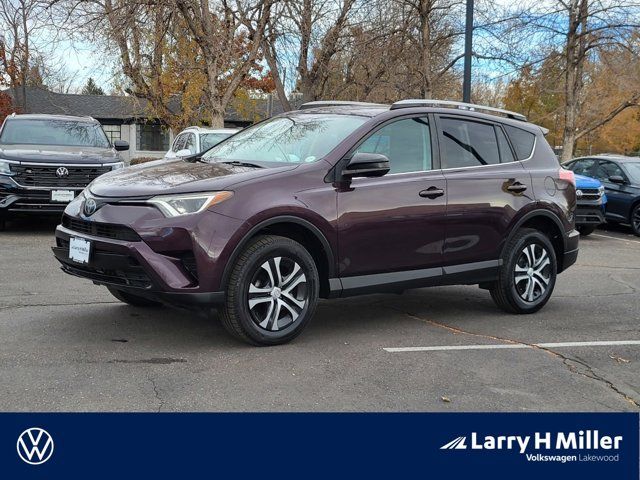 2017 Toyota RAV4 LE