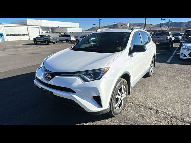 2017 Toyota RAV4 LE