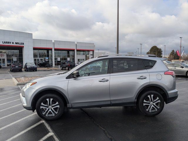 2017 Toyota RAV4 LE