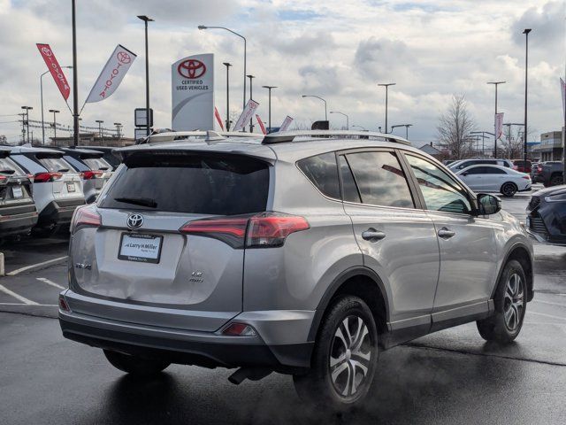 2017 Toyota RAV4 LE