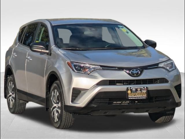 2017 Toyota RAV4 LE