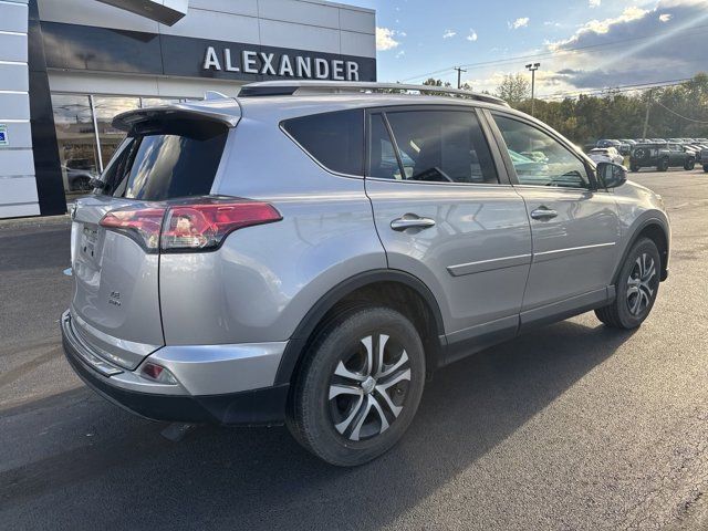 2017 Toyota RAV4 LE