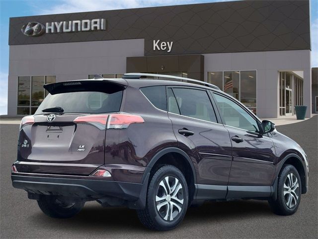 2017 Toyota RAV4 LE