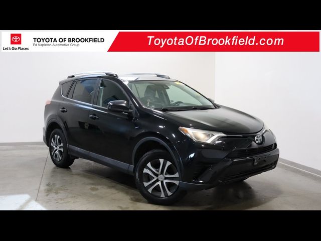 2017 Toyota RAV4 LE