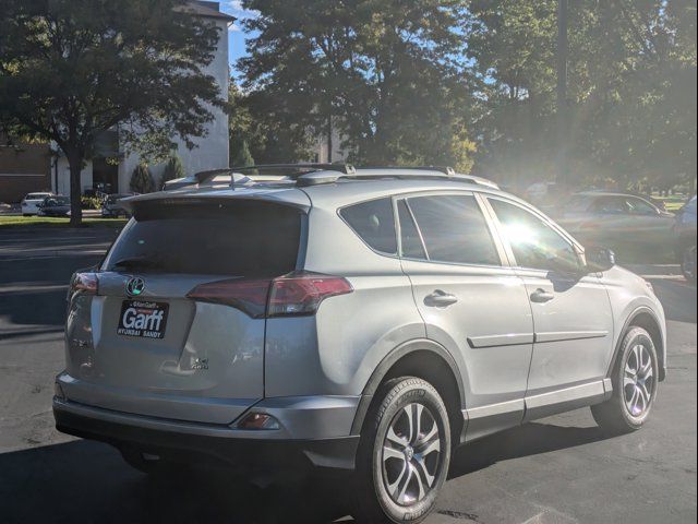 2017 Toyota RAV4 LE