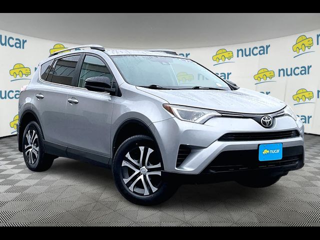 2017 Toyota RAV4 LE