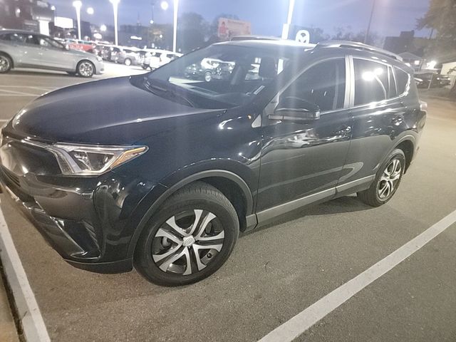 2017 Toyota RAV4 LE