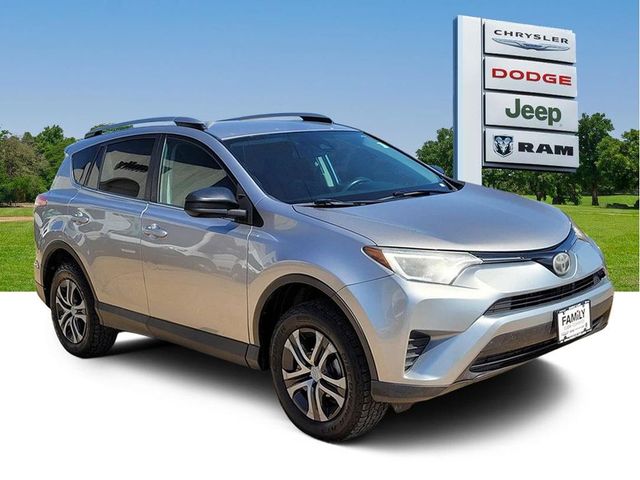 2017 Toyota RAV4 LE