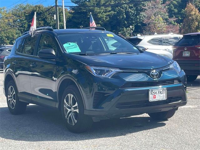 2017 Toyota RAV4 LE