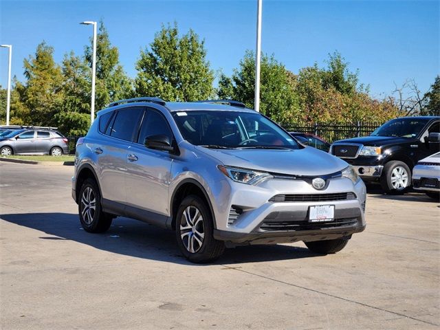 2017 Toyota RAV4 LE