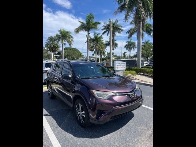 2017 Toyota RAV4 LE