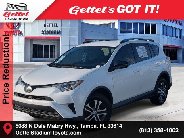 2017 Toyota RAV4 LE