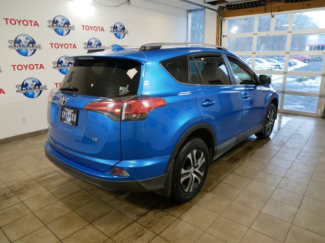 2017 Toyota RAV4 LE