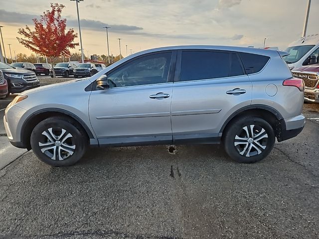 2017 Toyota RAV4 LE