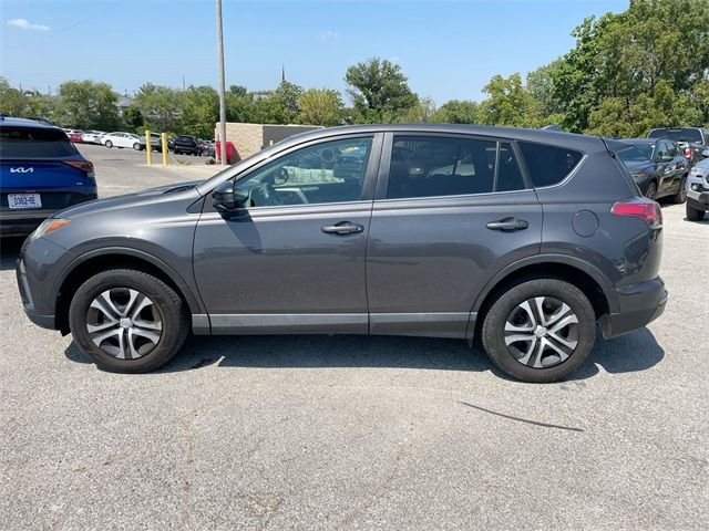 2017 Toyota RAV4 LE