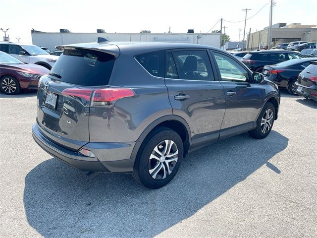 2017 Toyota RAV4 LE