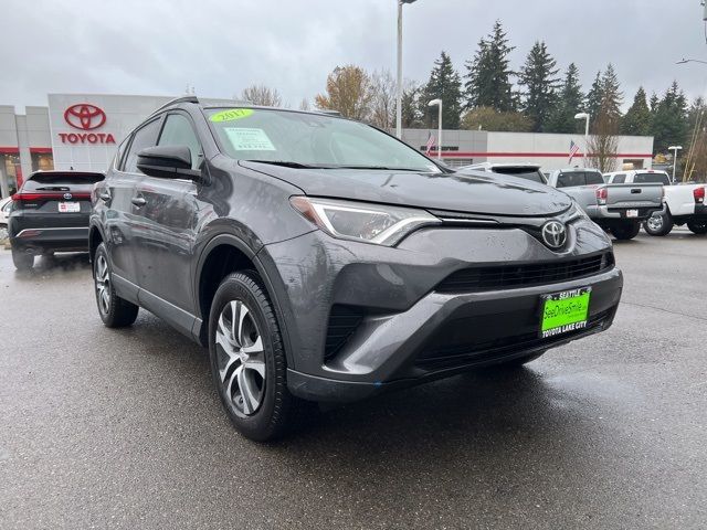 2017 Toyota RAV4 LE