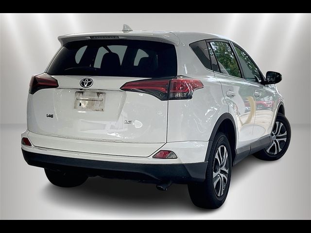 2017 Toyota RAV4 LE